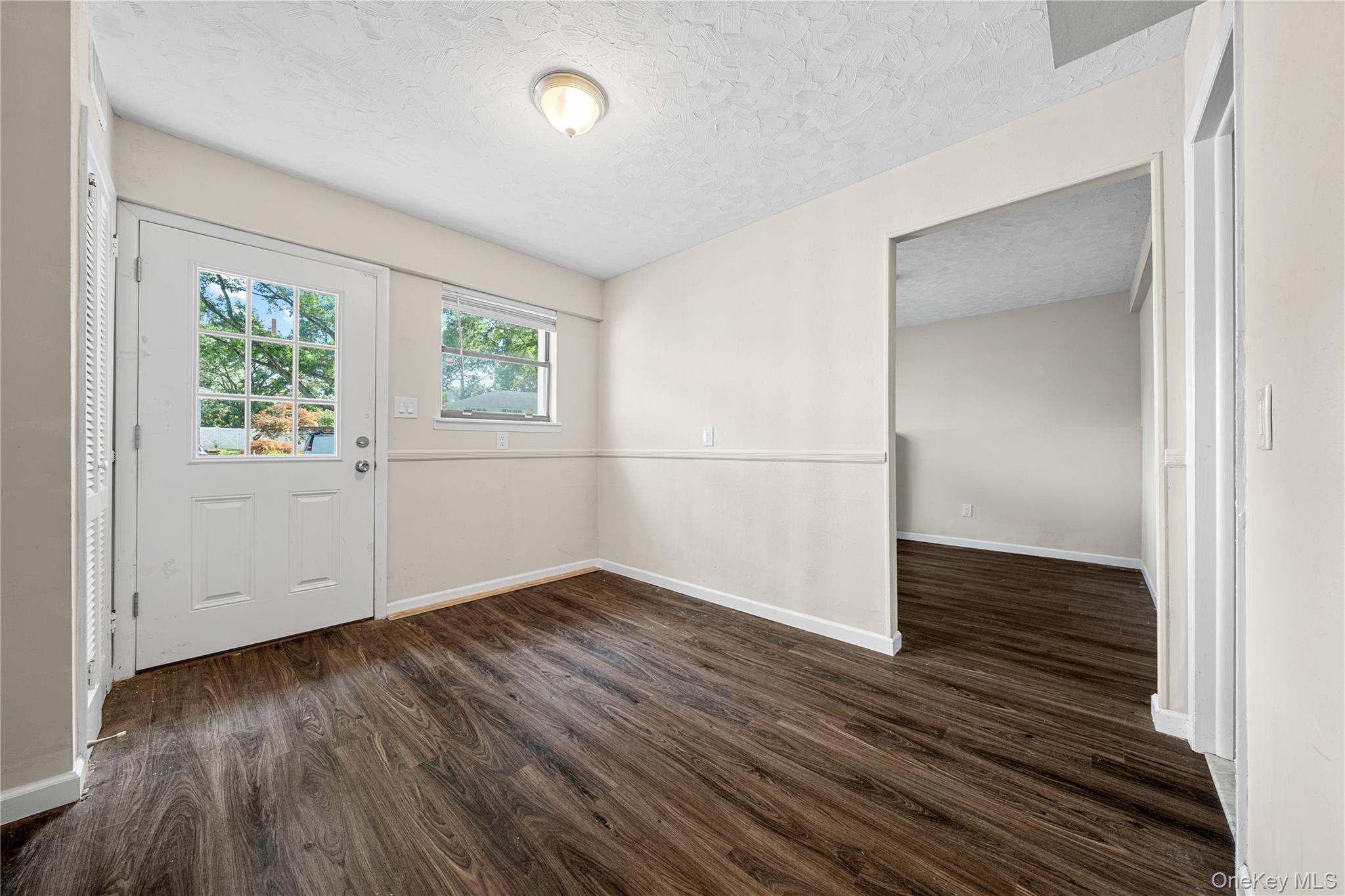 #11 photo, 7 Pierre Drive, সাফোক কাউন্টি Commack , NY 11725