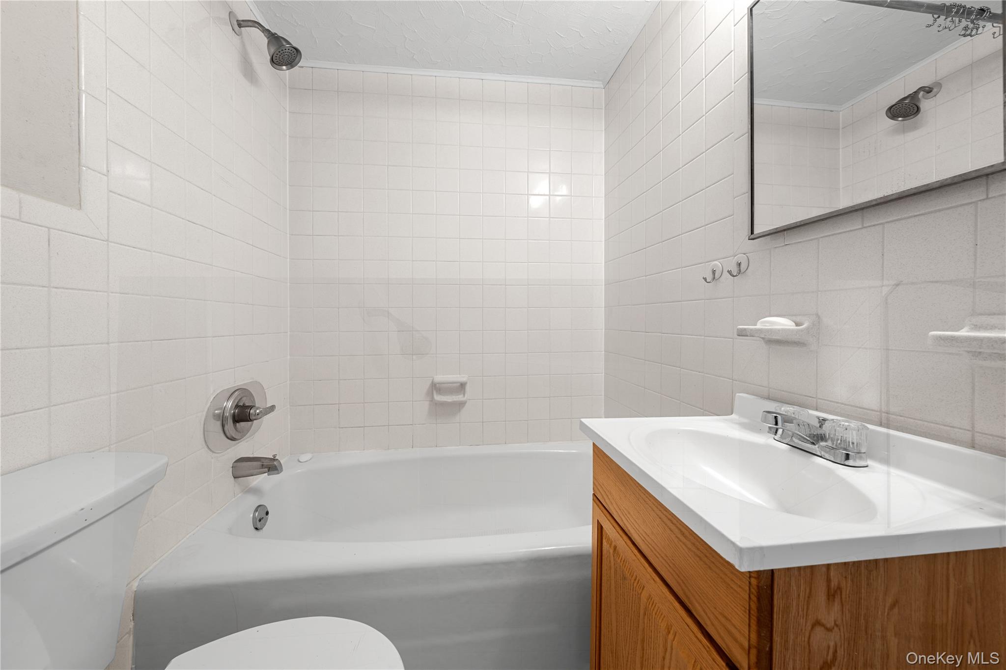 #12 photo, 7 Pierre Drive, সাফোক কাউন্টি Commack , NY 11725