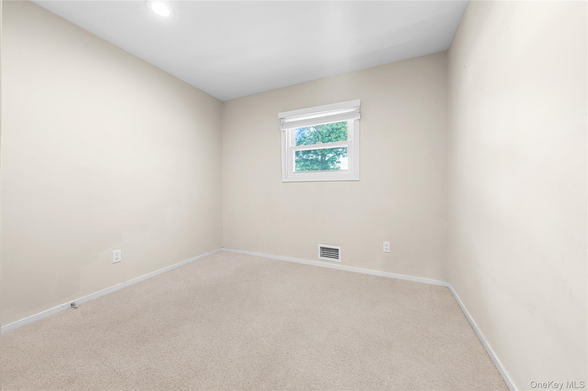 #6 photo, 7 Pierre Drive, সাফোক কাউন্টি Commack , NY 11725