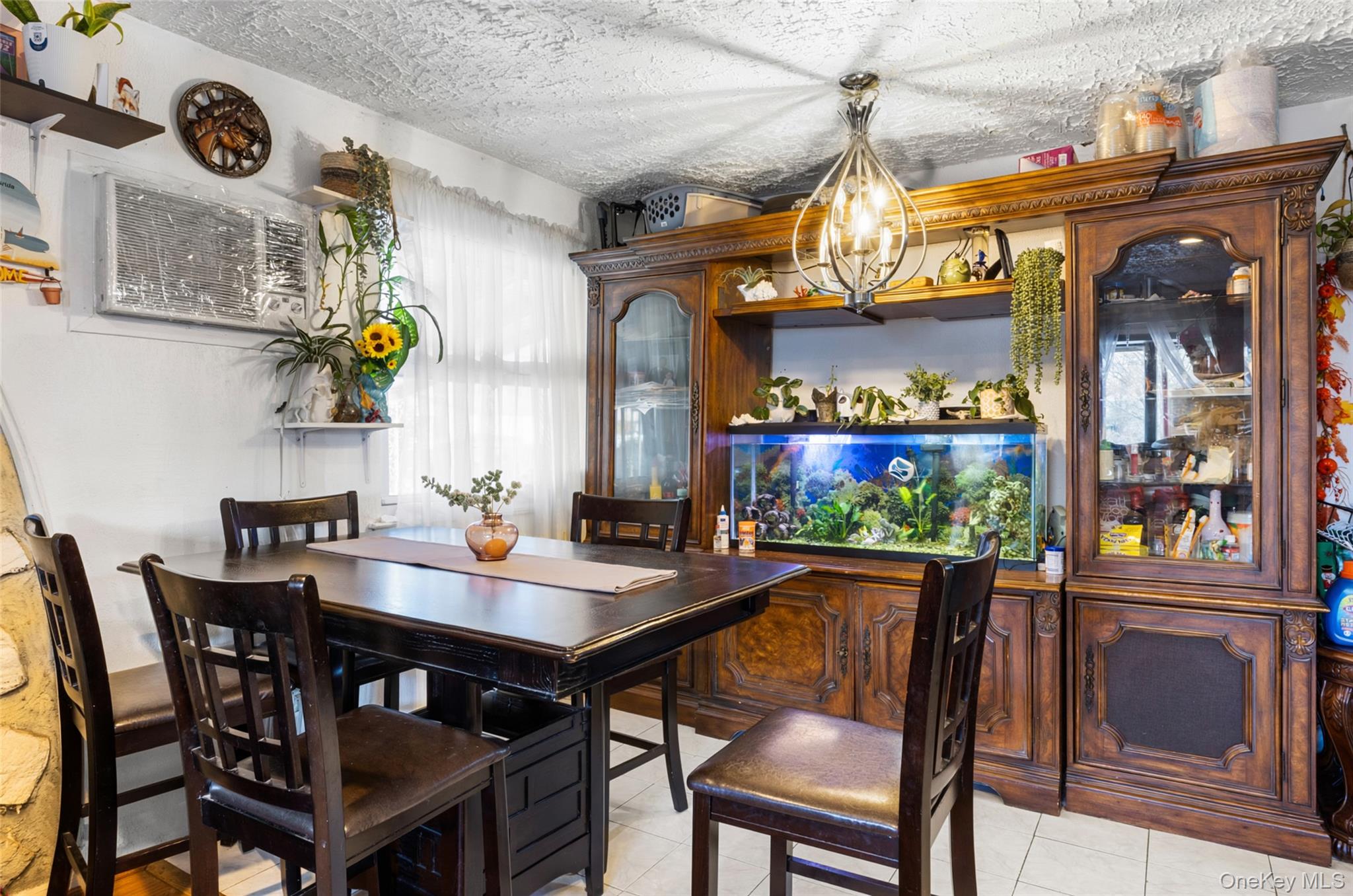 #12 photo, 239 Washington Avenue, מחוז סאפוק Amityville , NY 11701