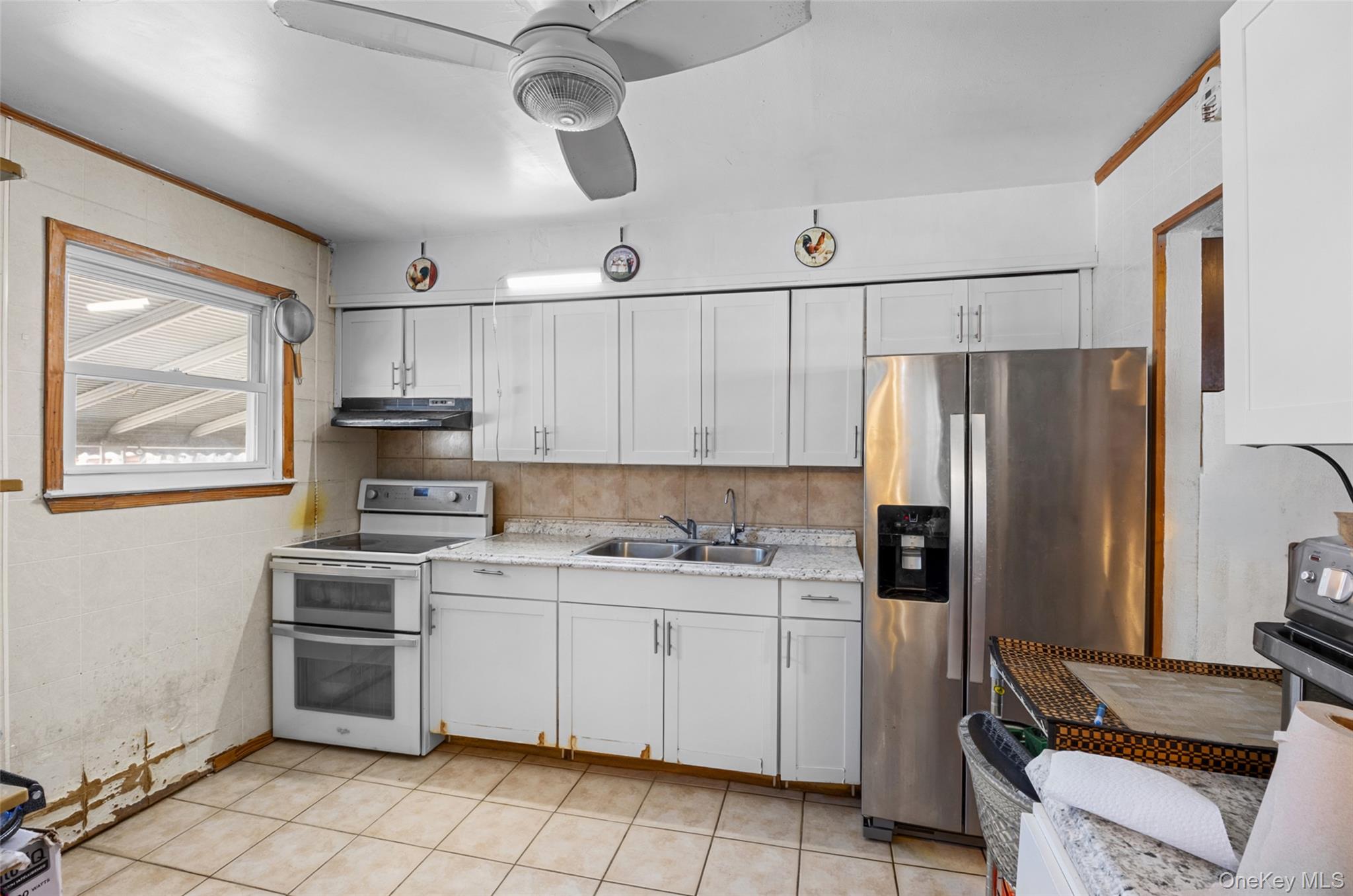 #15 photo, 239 Washington Avenue, מחוז סאפוק Amityville , NY 11701