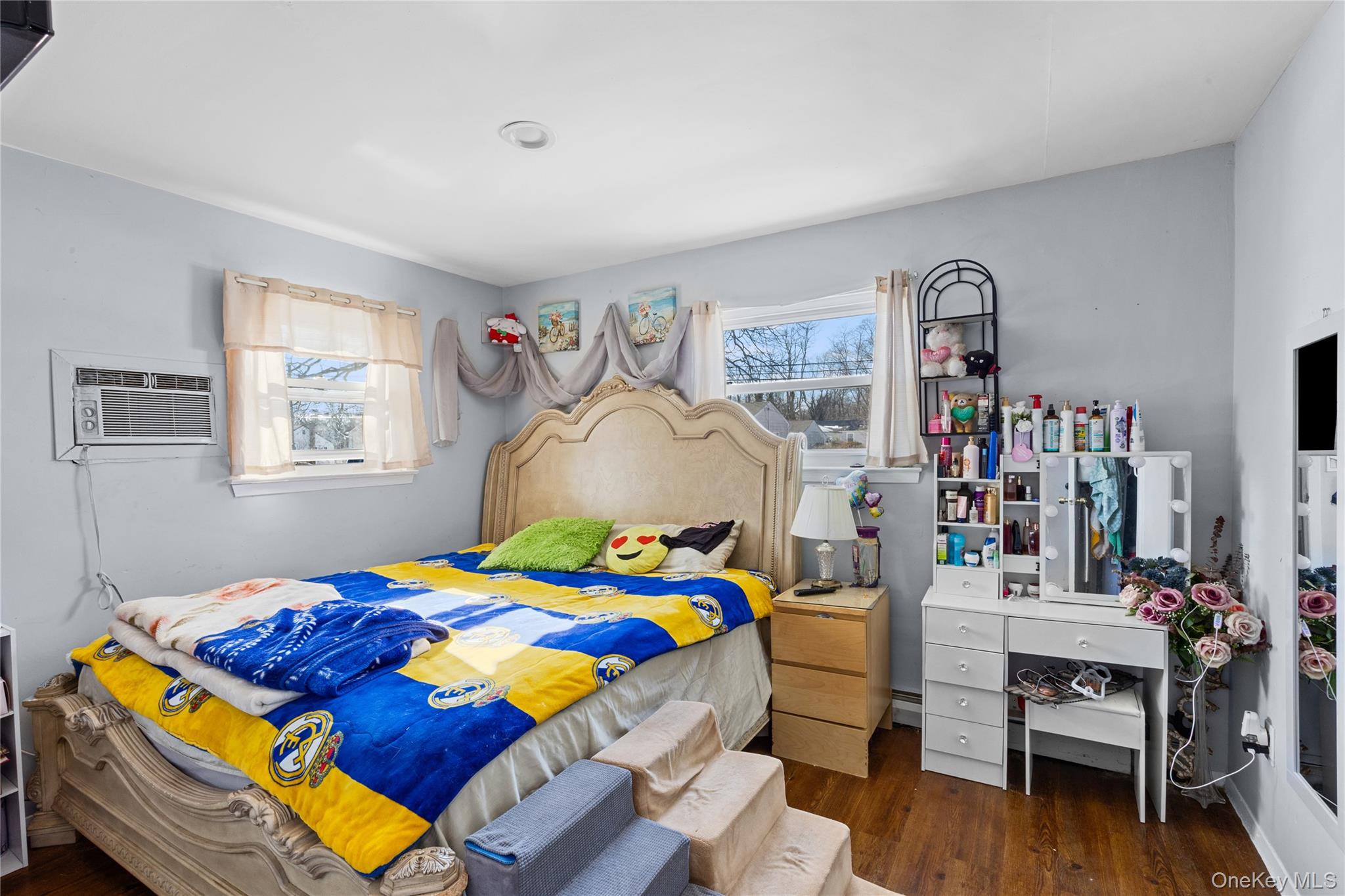 #17 photo, 239 Washington Avenue, מחוז סאפוק Amityville , NY 11701