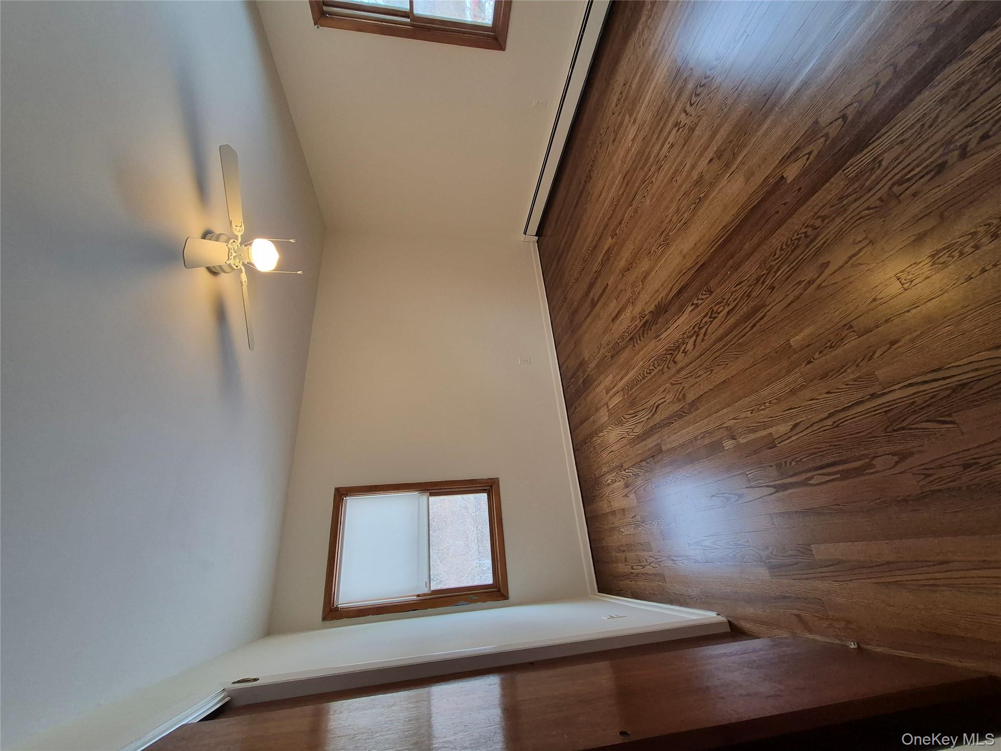 #6 photo, 907 1st Street, East Northport , NY 11731