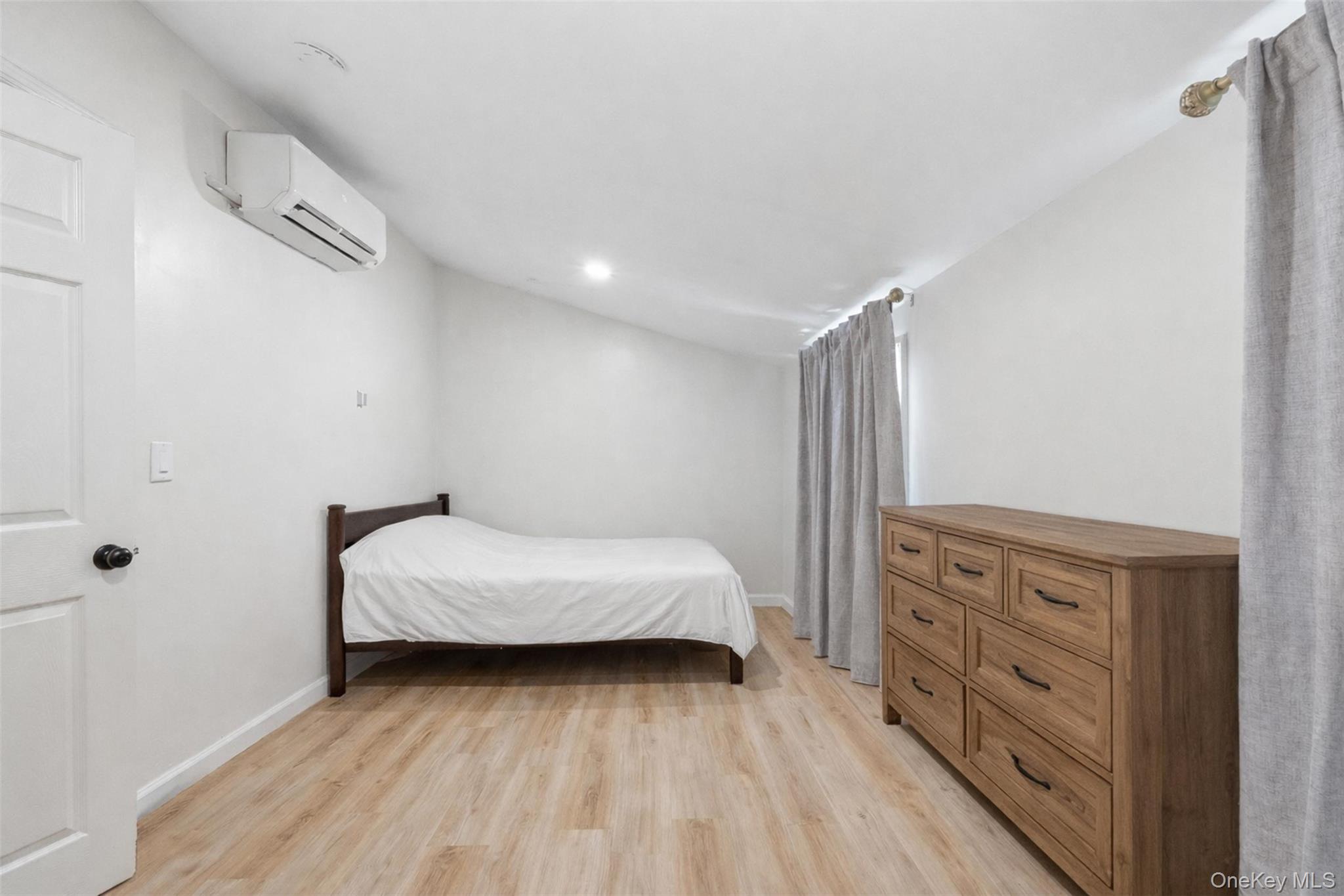 #17 photo, 78 Warwick Turnpike, Warwick , NY 10990