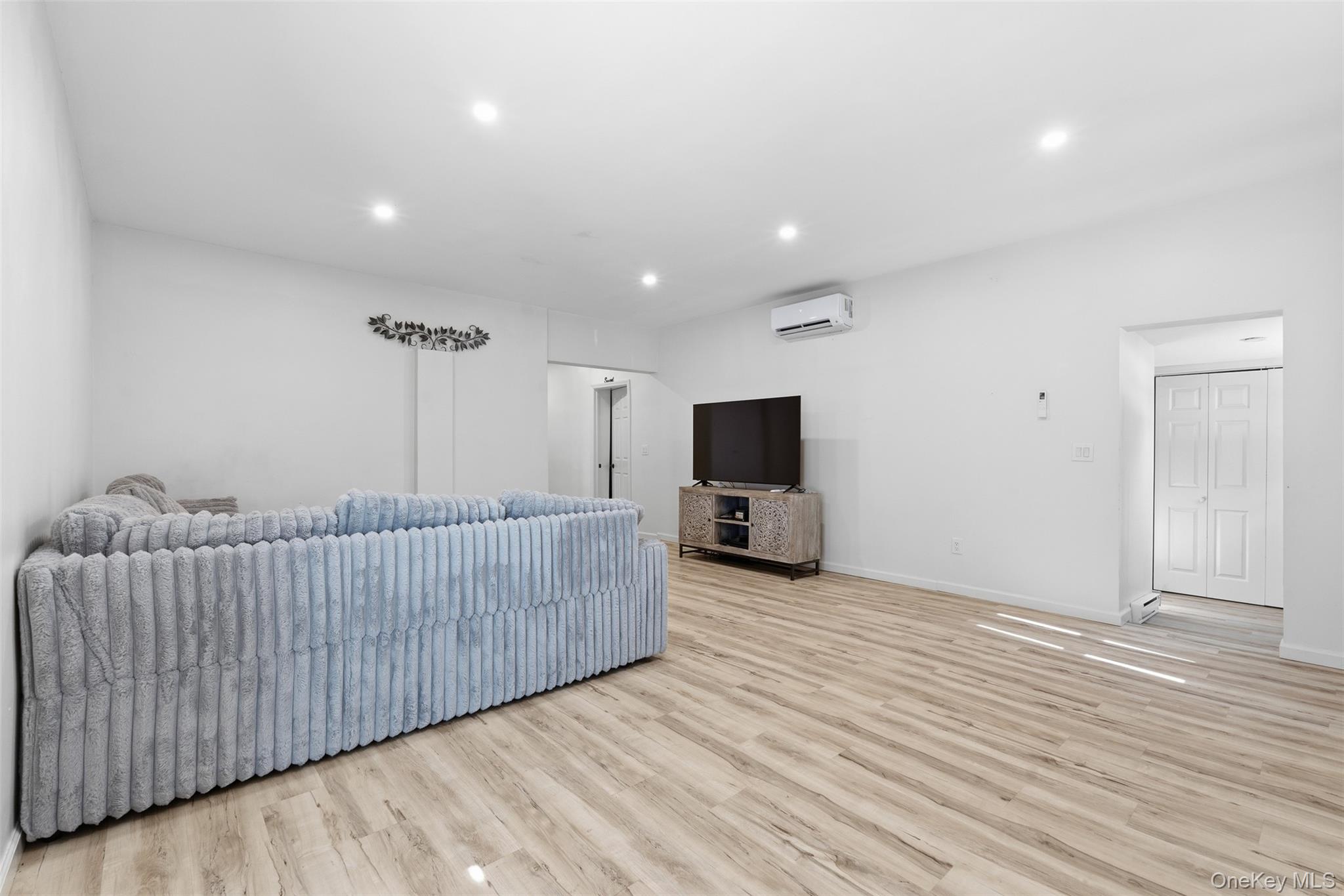 #19 photo, 78 Warwick Turnpike, Warwick , NY 10990