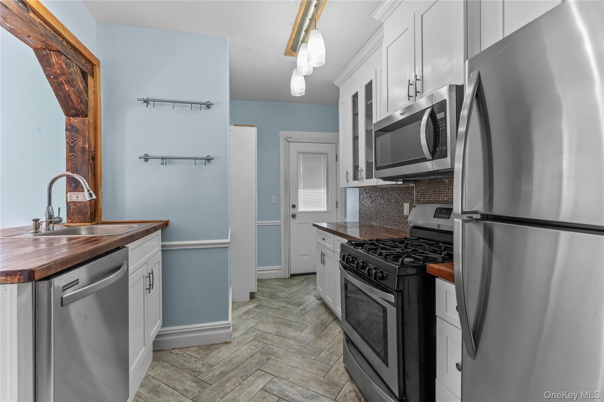 #5 photo, 22 Stephenson Boulevard, New Rochelle , NY 10801