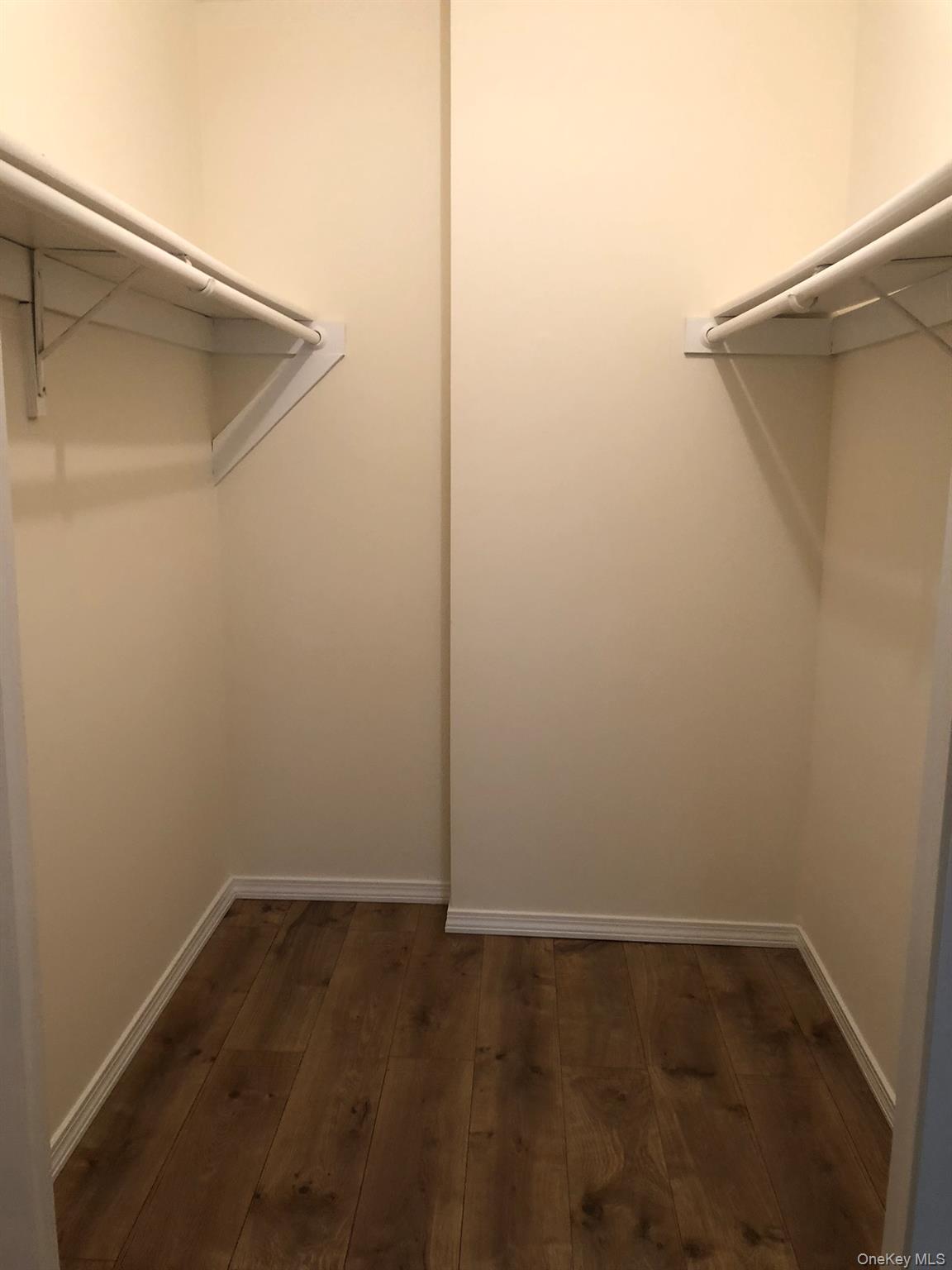 #7 photo, 21 Scenic View, Yorktown Heights , NY 10598