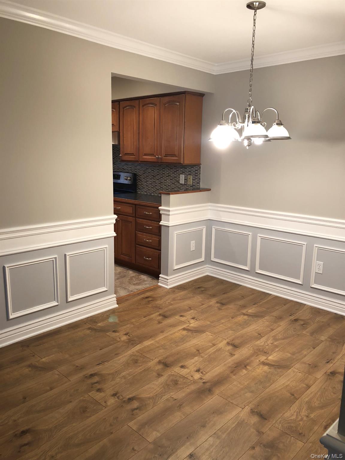 #9 photo, 21 Scenic View, Yorktown Heights , NY 10598