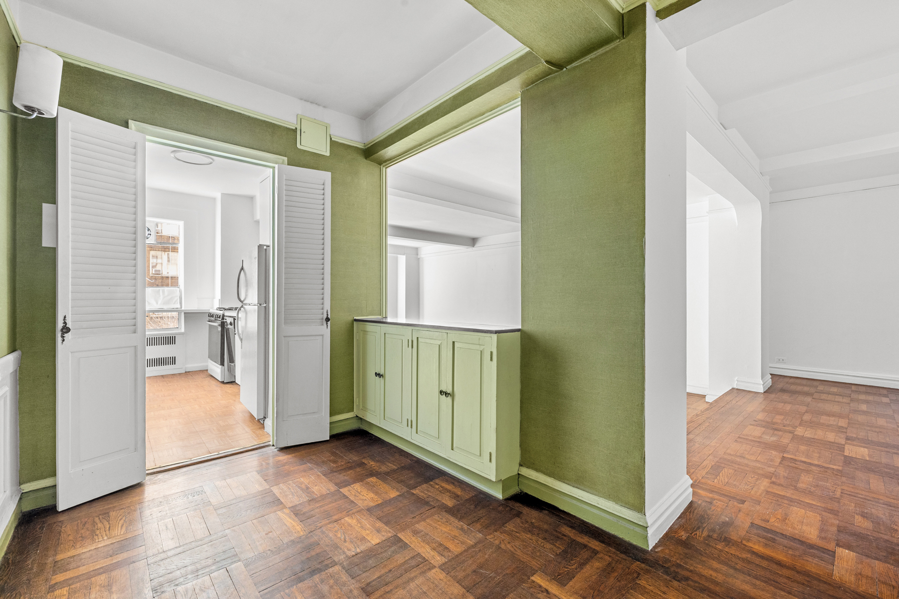 #8 photo, 565 W End Avenue, Upper West Side , NY 10024