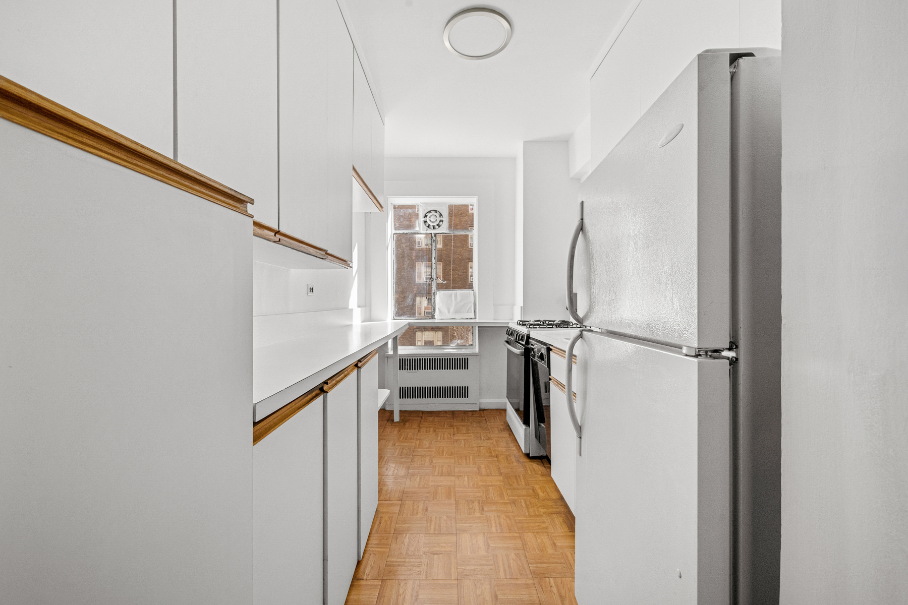 #9 photo, 565 W End Avenue, Upper West Side , NY 10024