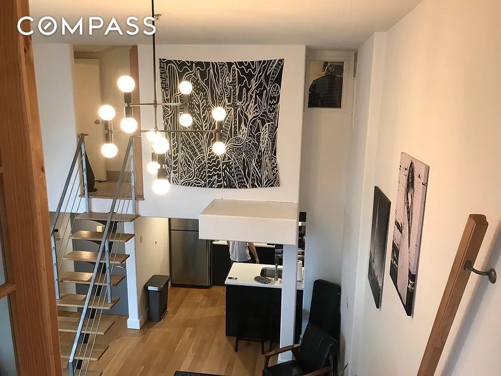 #12 photo, 94 Meserole Street, Williamsburg , NY 11206