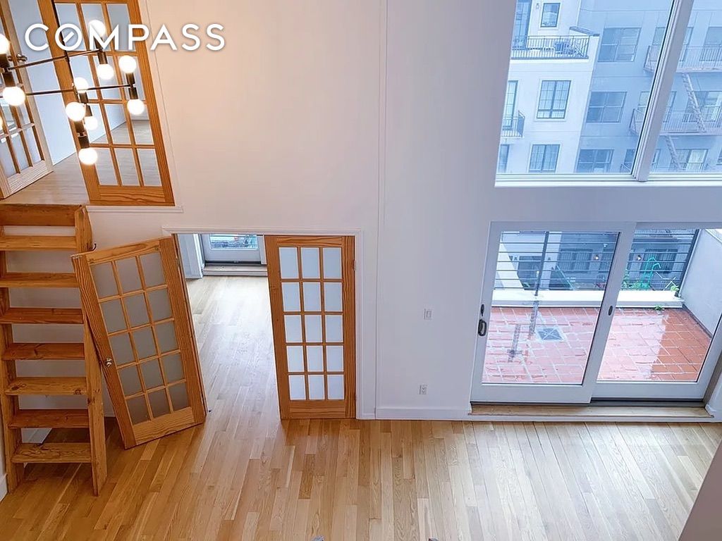 #2 photo, 94 Meserole Street, Williamsburg , NY 11206