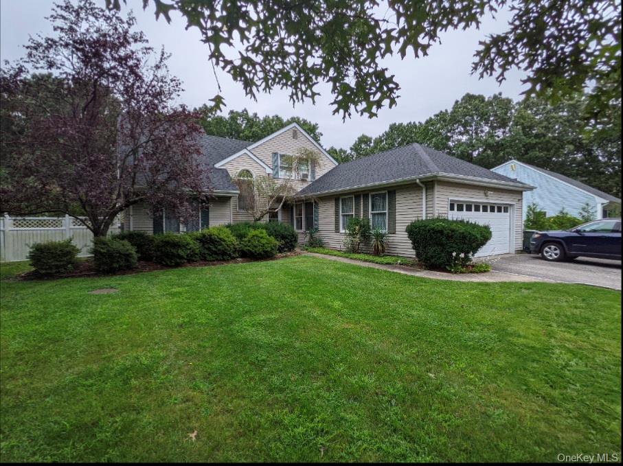 #1 photo, 1 Northumberland Drive, Shoreham , NY 11786