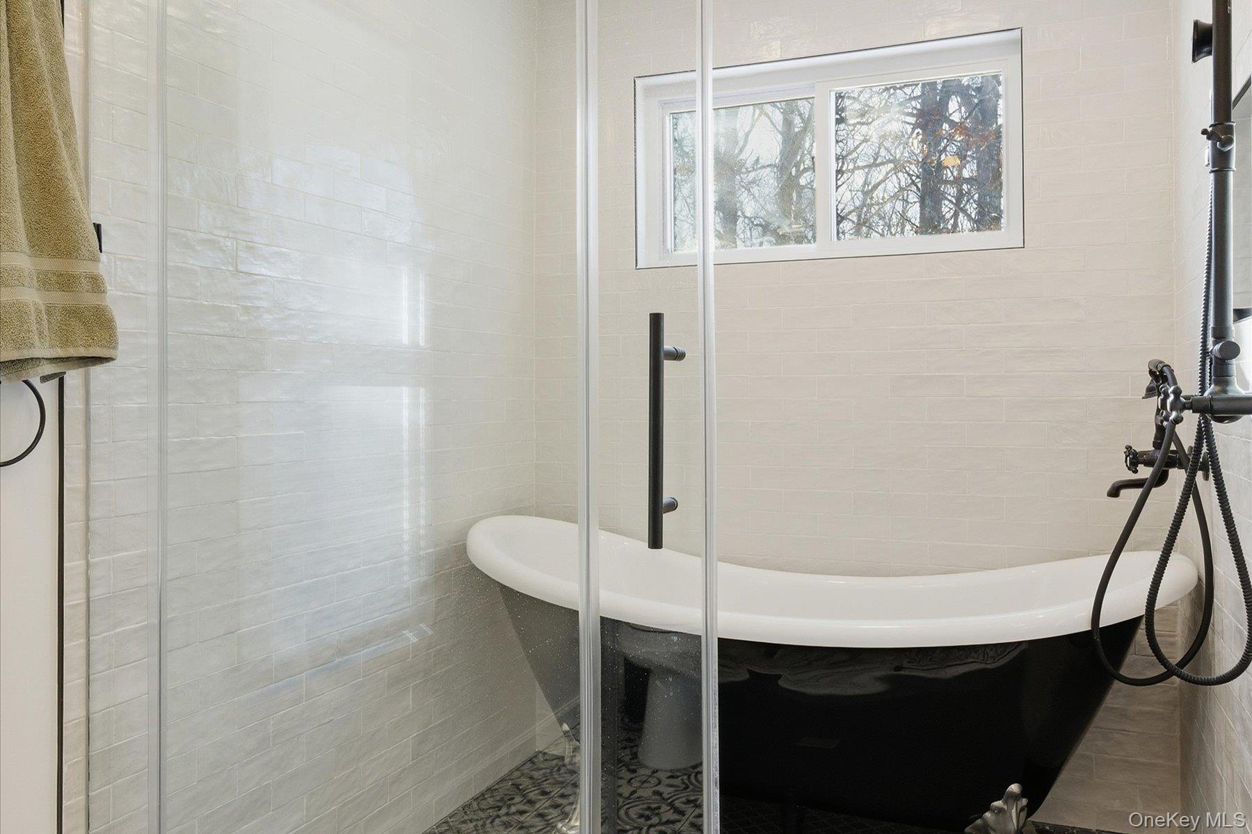 #17 photo, 1 Northumberland Drive, Shoreham , NY 11786