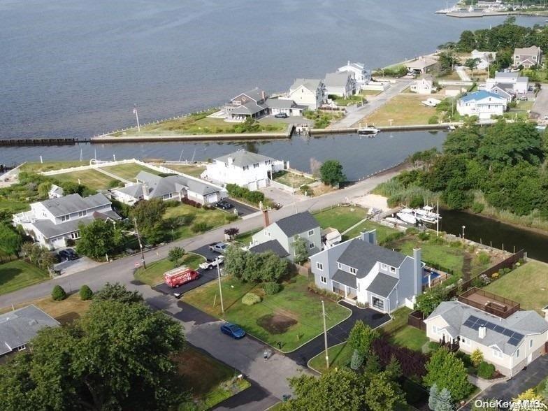 #1 photo, 4 Bay Street, Center Moriches , NY 11934