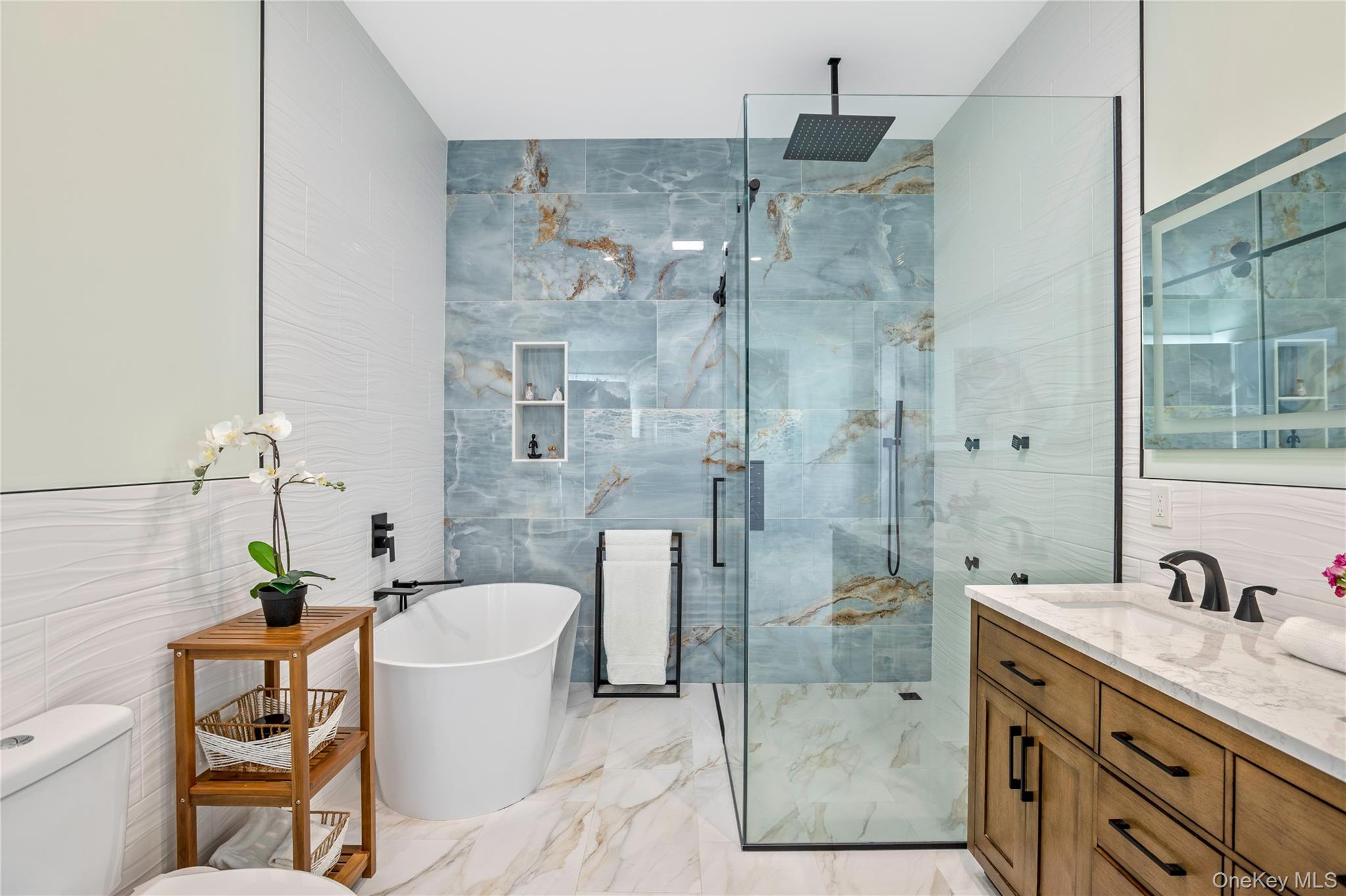 #17 photo, 4 Bay Street, Center Moriches , NY 11934