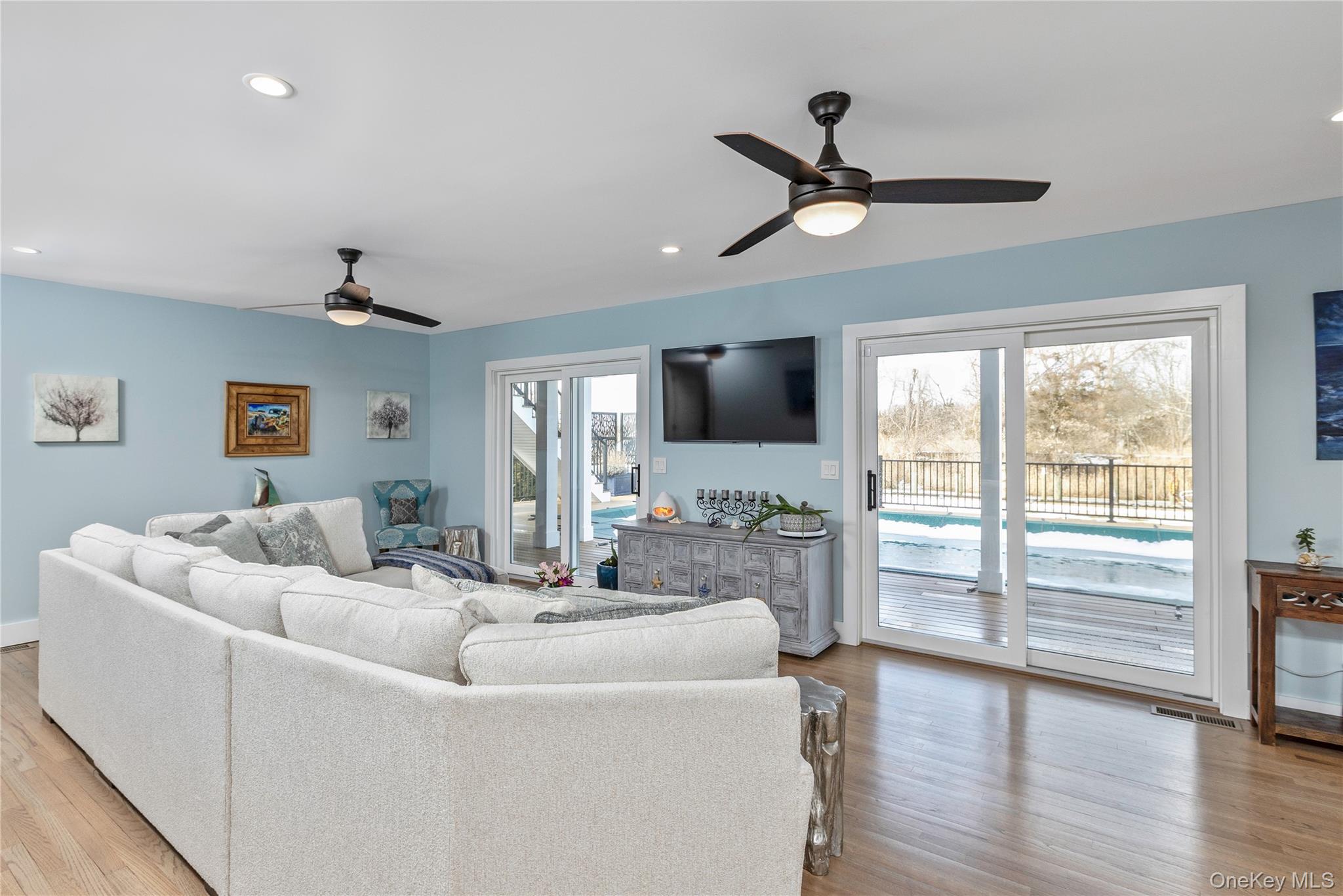 #20 photo, 4 Bay Street, Center Moriches , NY 11934