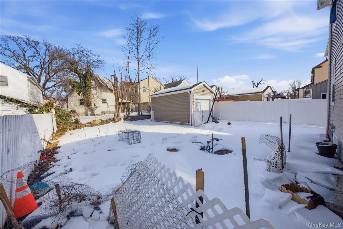 #10 photo, 11915 193rd Street, Saint Albans , NY 11412