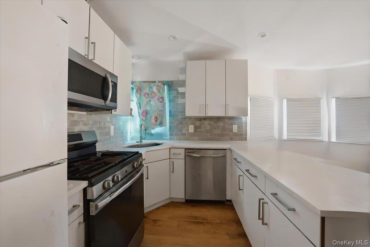 #15 photo, 11915 193rd Street, Saint Albans , NY 11412