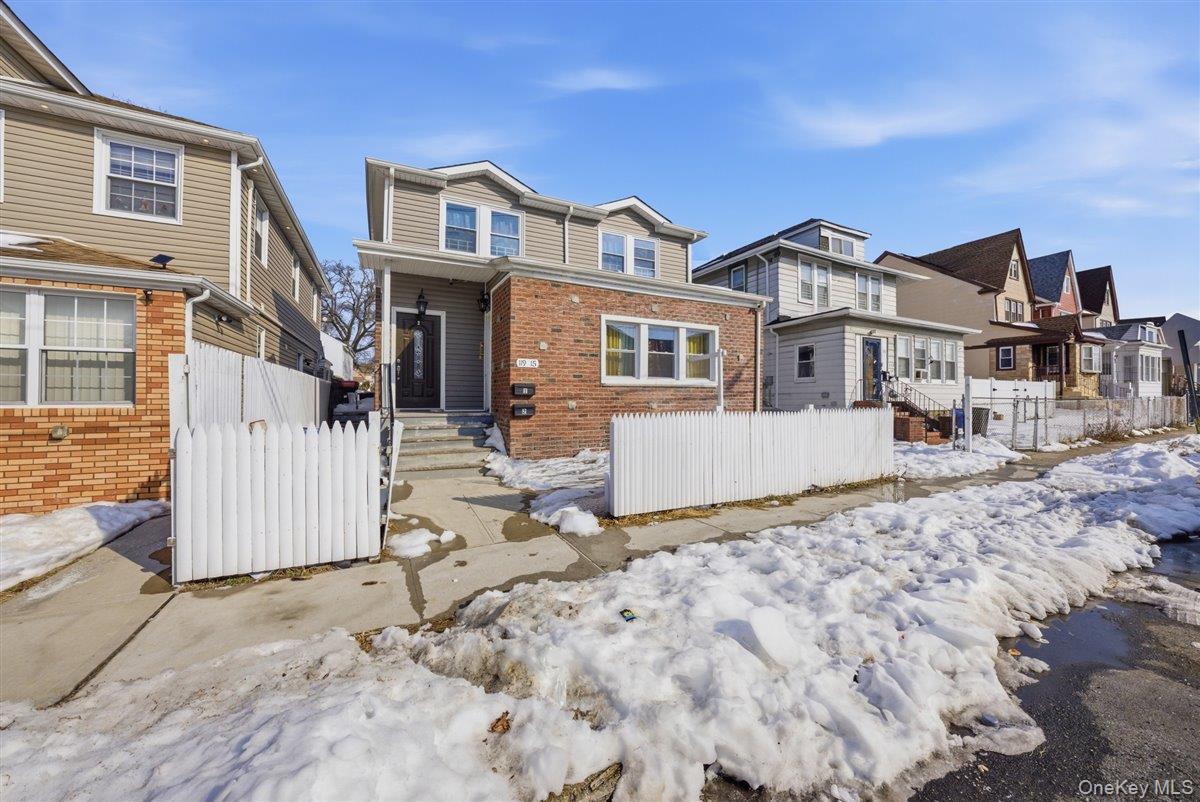 #4 photo, 11915 193rd Street, Saint Albans , NY 11412