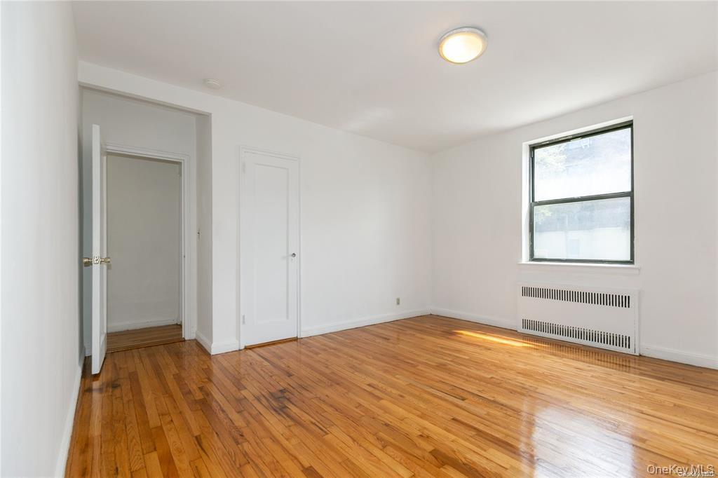 #11 photo, 150 S Middle Neck Road, Great Neck , NY 11021