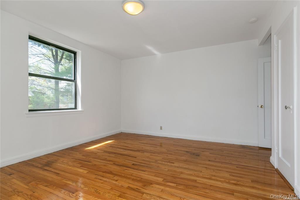 #12 photo, 150 S Middle Neck Road, Great Neck , NY 11021