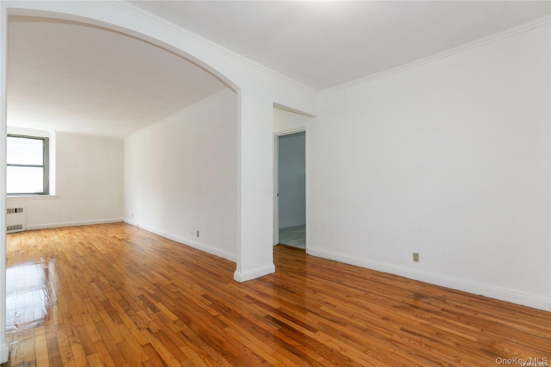 #5 photo, 150 S Middle Neck Road, Great Neck , NY 11021