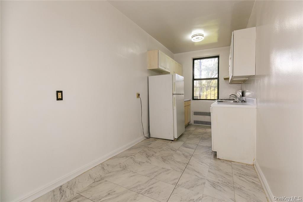 #8 photo, 150 S Middle Neck Road, Great Neck , NY 11021