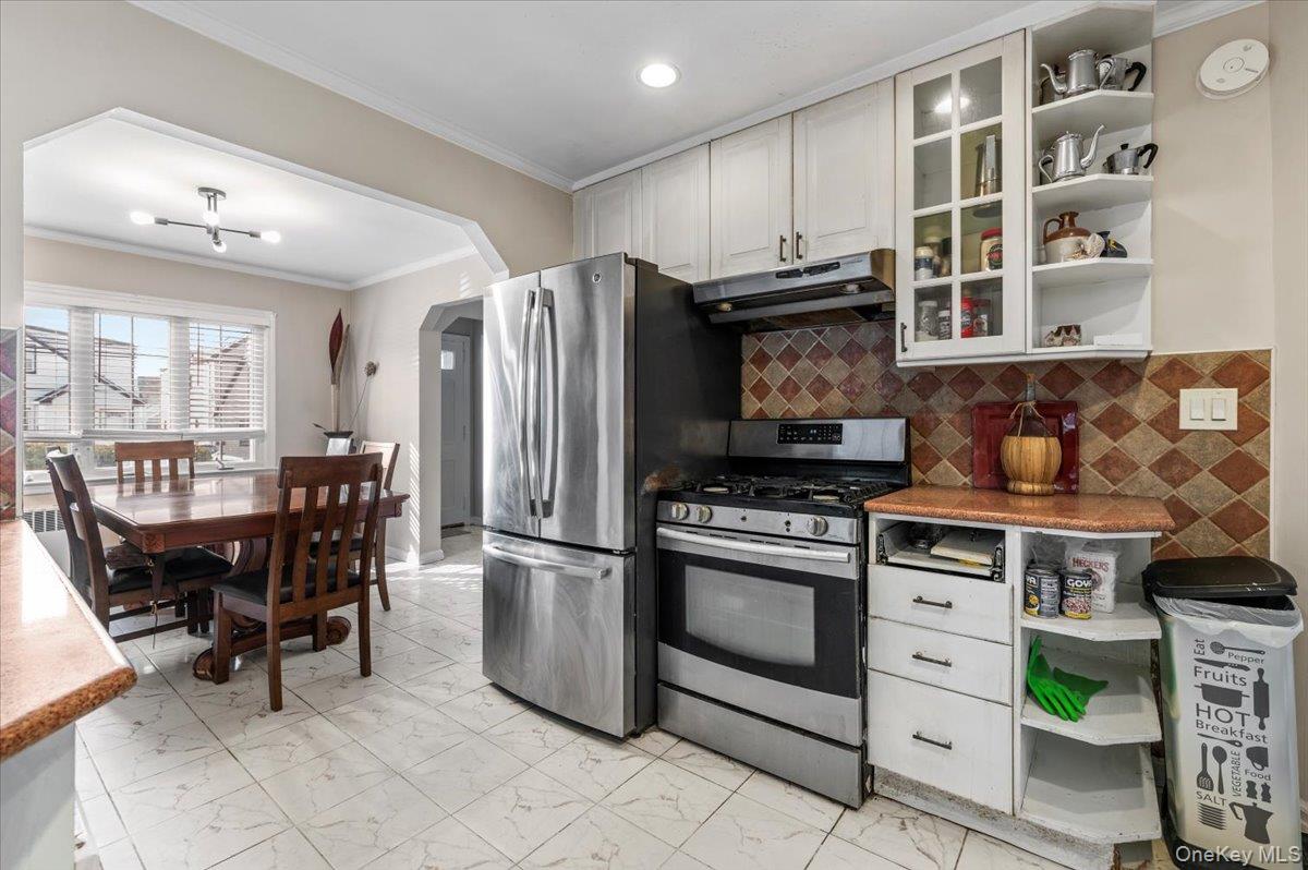 #10 photo, 33 McKee Street, Floral Park , NY 11001