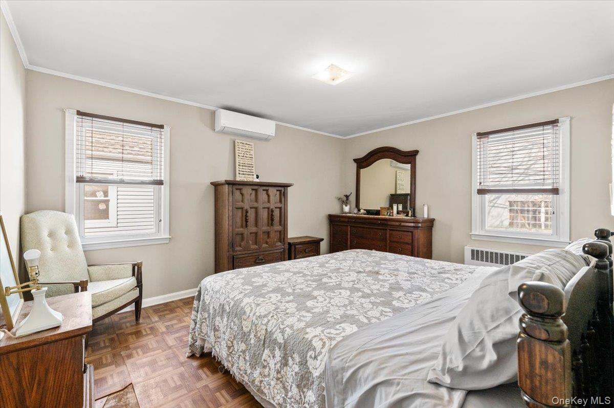 #14 photo, 33 McKee Street, Floral Park , NY 11001