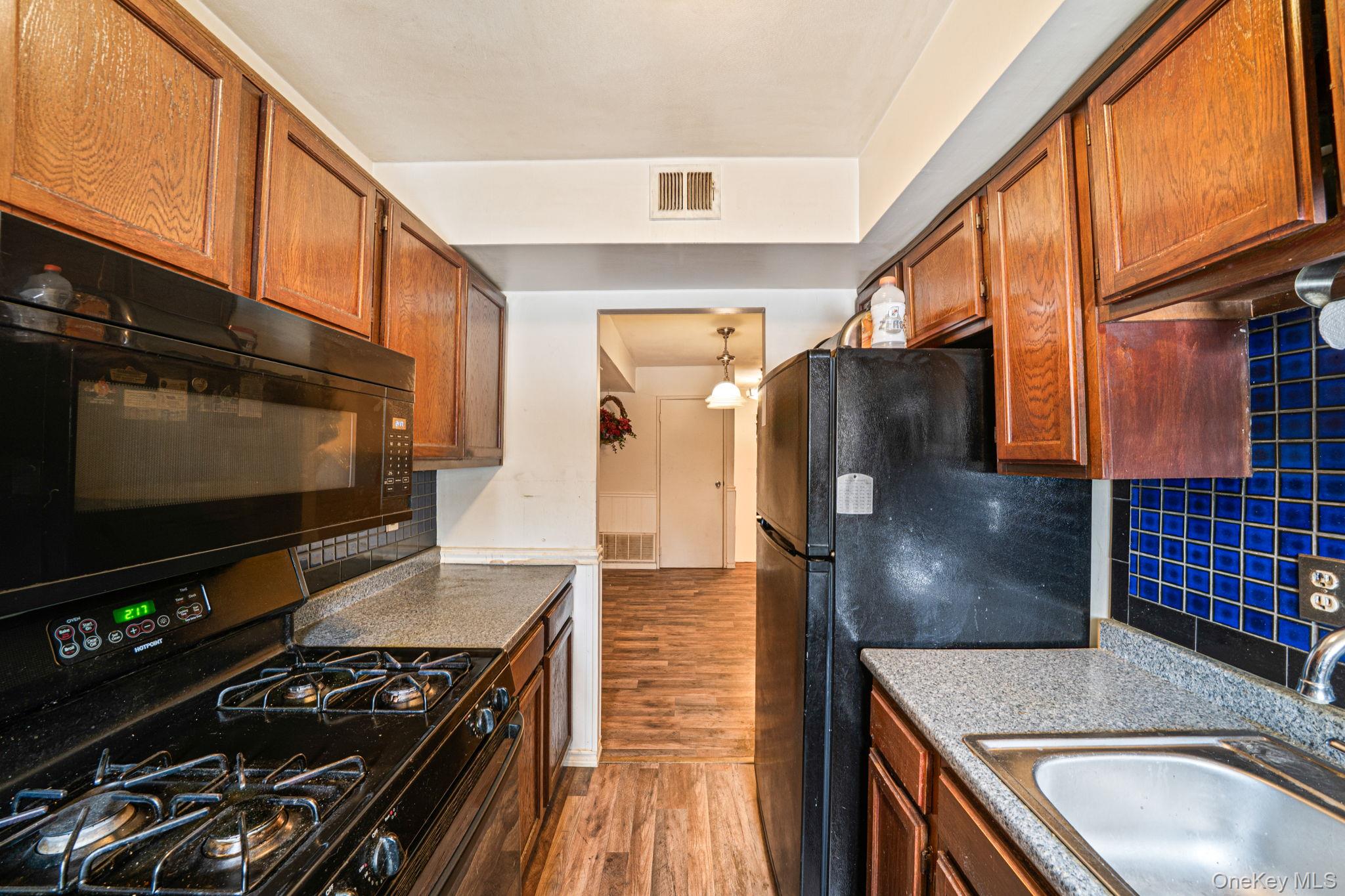 #15 photo, 42 Monet Court, Middle Island , NY 11953