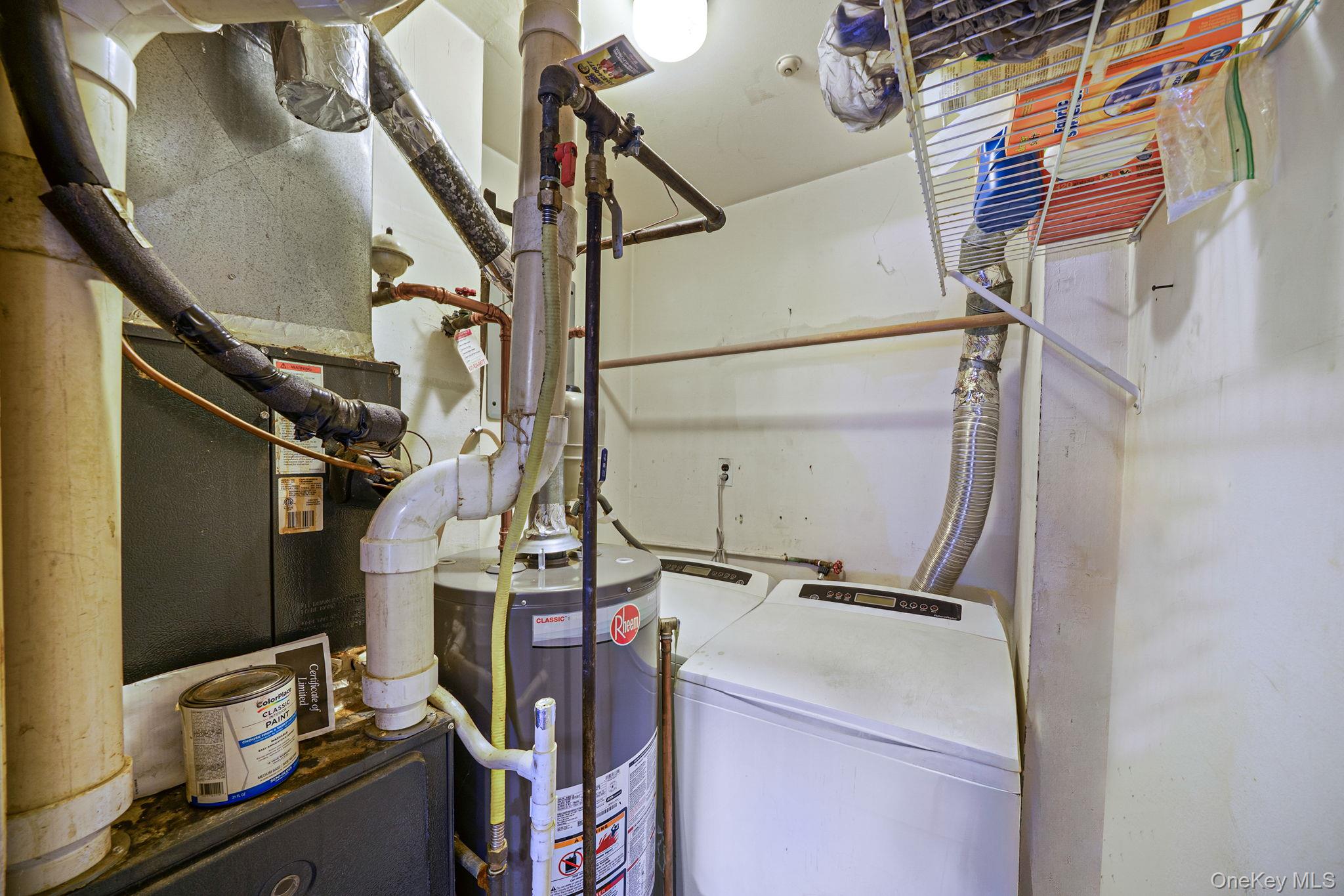 #19 photo, 42 Monet Court, Middle Island , NY 11953