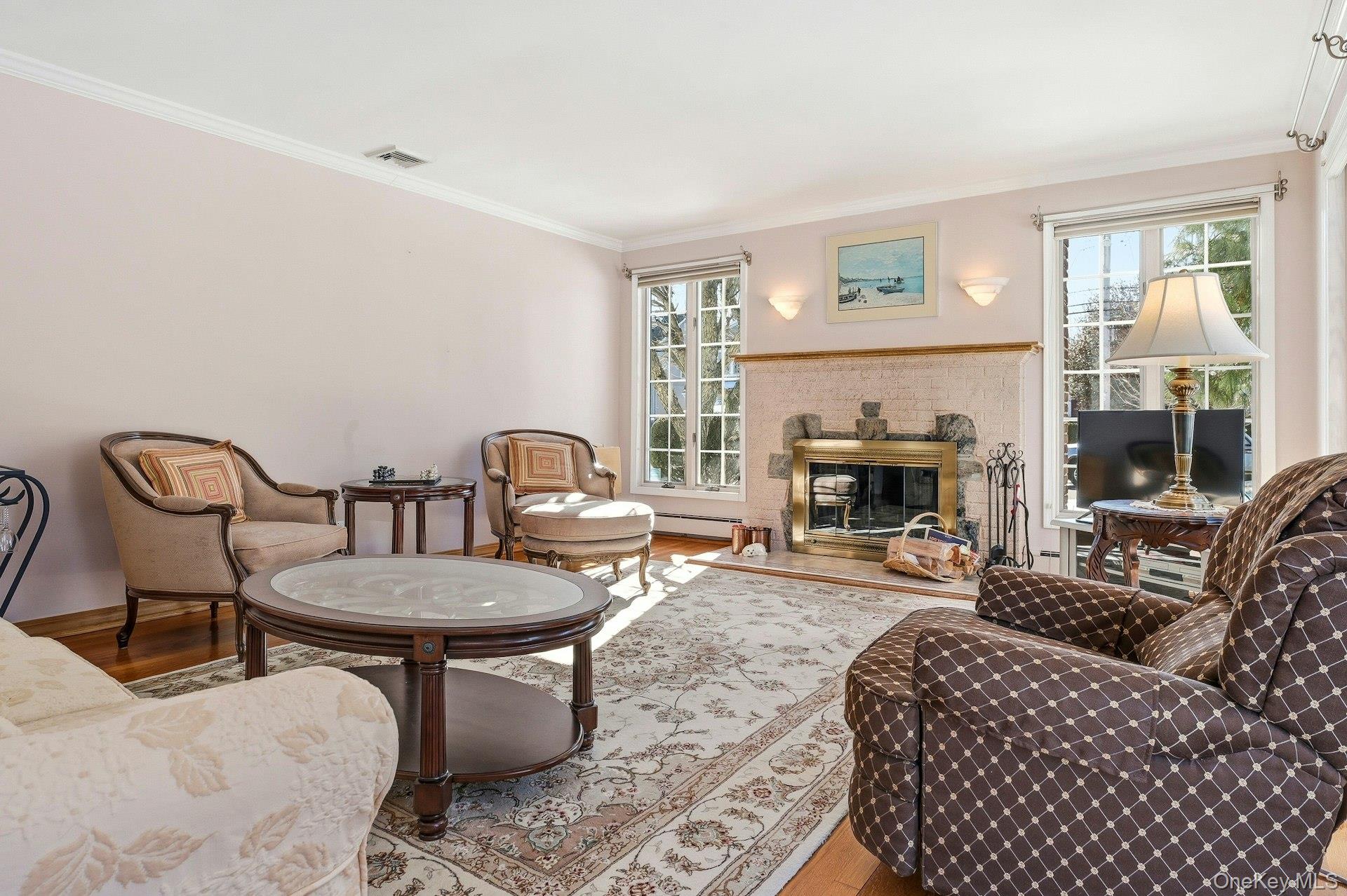 #5 photo, 1461 Briard Street, Wantagh , NY 11793