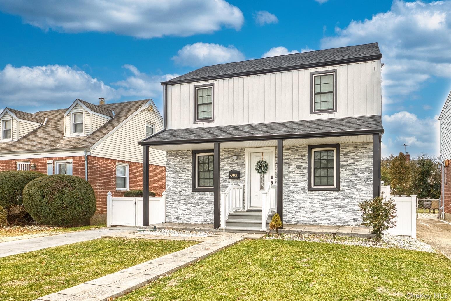 #2 photo, 383 White Road, Mineola , NY 11501