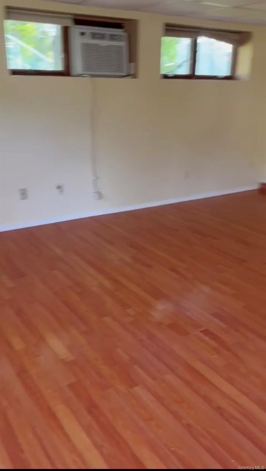 #4 photo, 9 Dulce Lane, Dix Hills , NY 11746