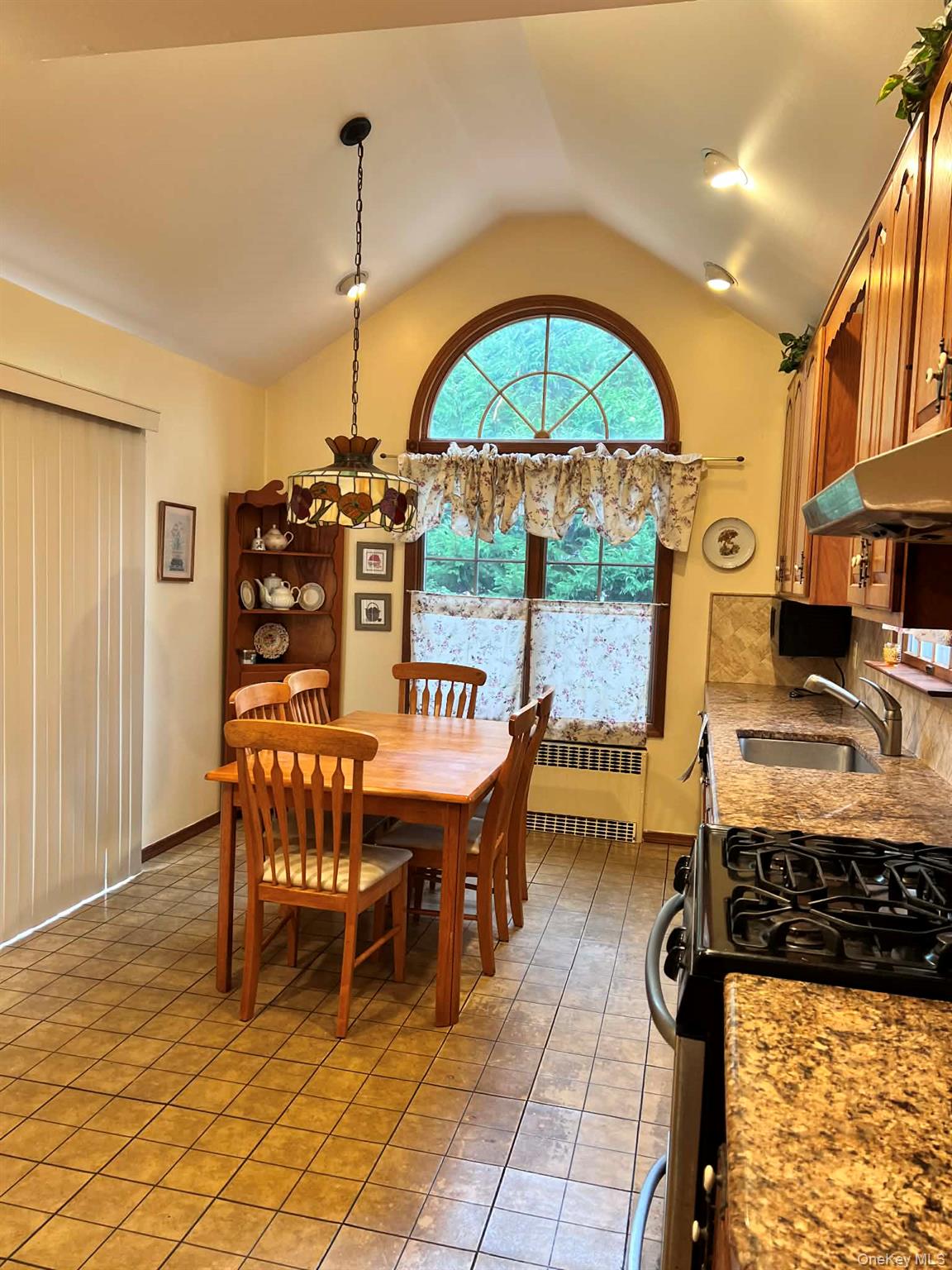 #7 photo, 454 Roy Street, West Hempstead , NY 11552