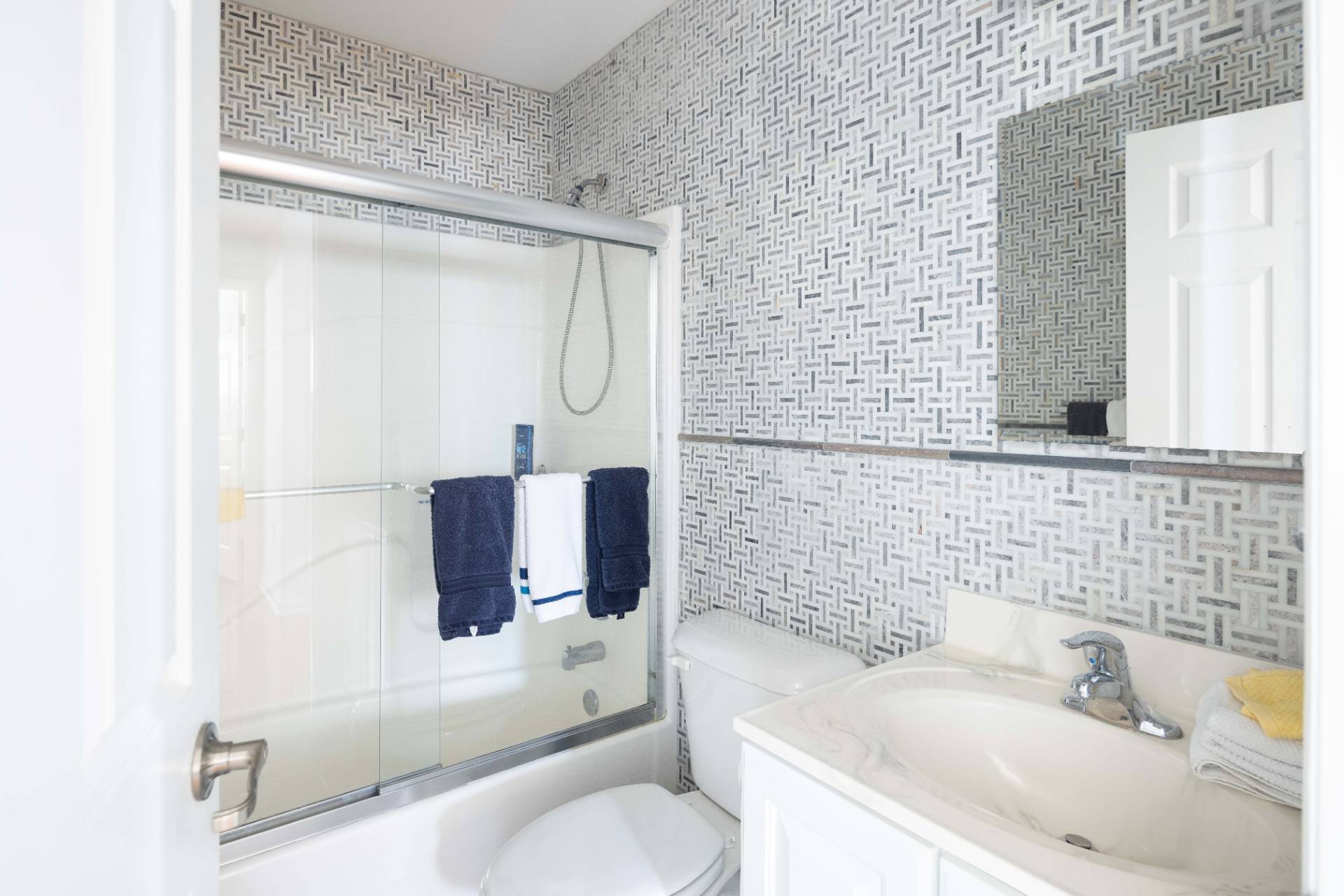 #8 photo, 7 WASHINGTON AVE, East Hampton , NY 11954