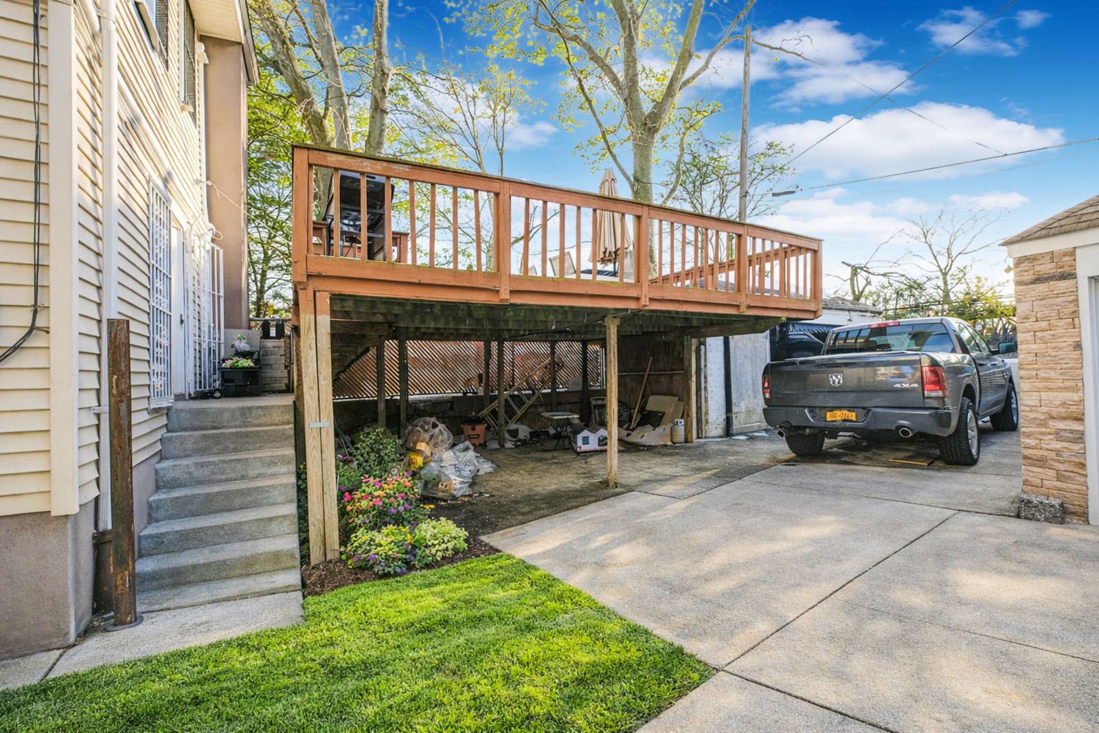 #27 photo, 2758 East 26th St., Sheepshead Bay , NY 11235