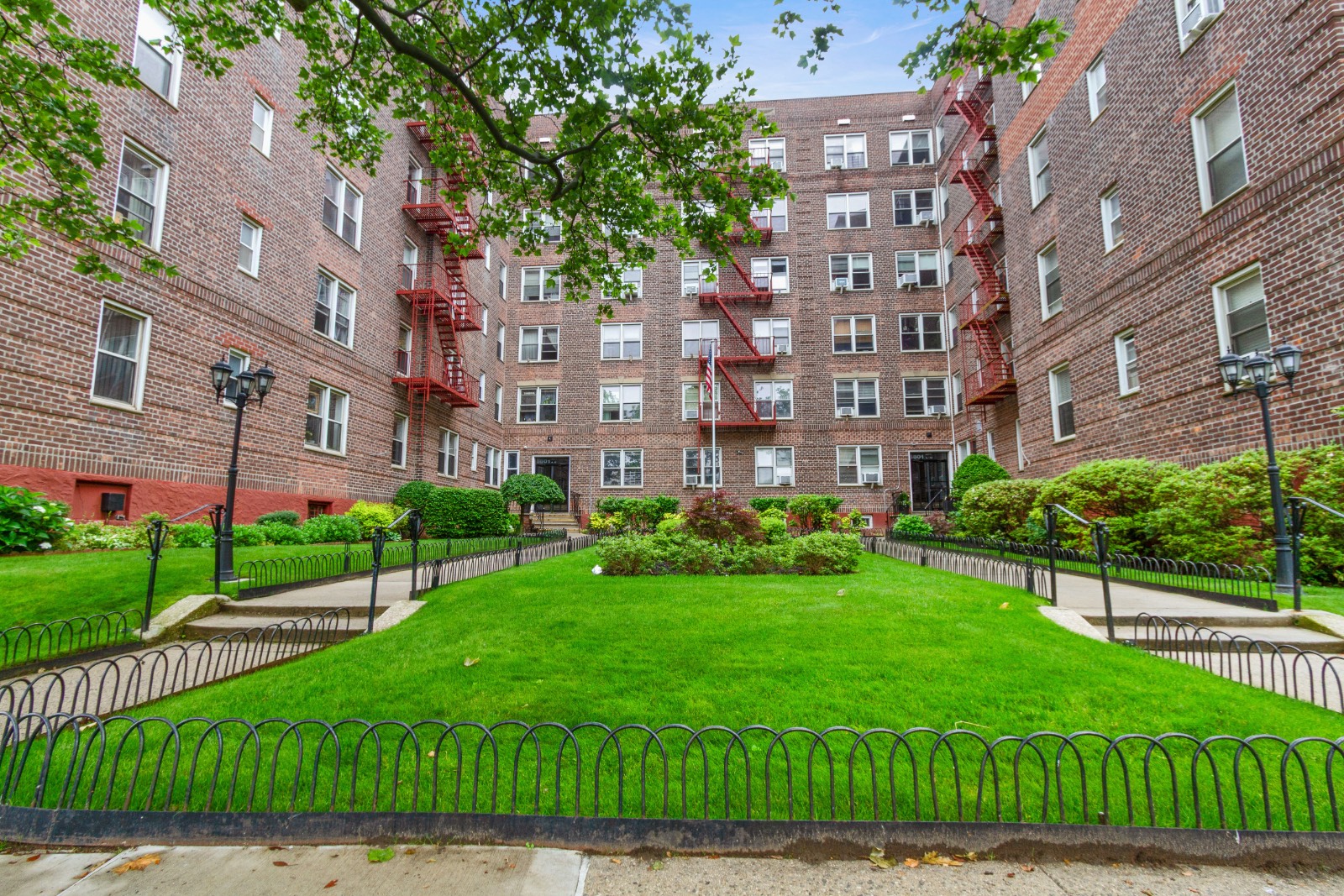 #19 photo, 6801 Shore Road, #5U, Bay Ridge , NY 11209