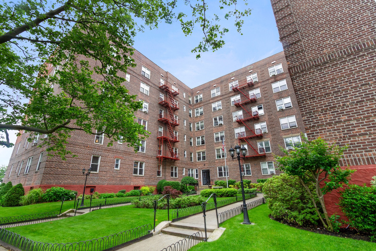 #22 photo, 6801 Shore Road, #5U, Bay Ridge , NY 11209