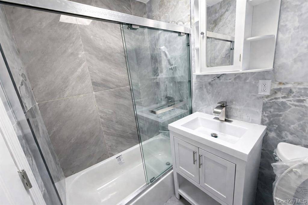 #9 photo, 73-05 Cook Ave, Middle Village , NY 11379