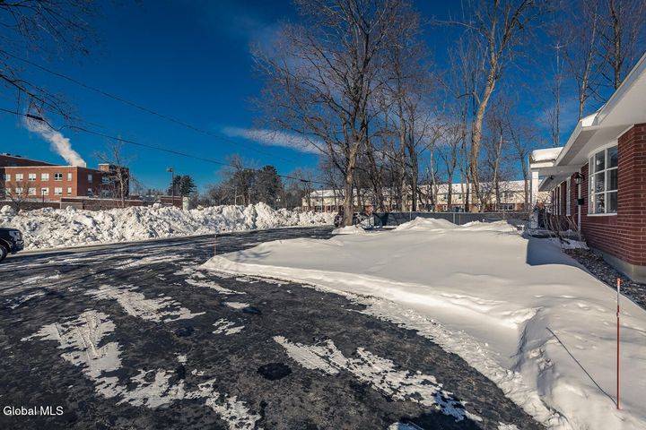 #5 photo, 8 Medical Arts Lane, Saratoga Springs , NY 12866