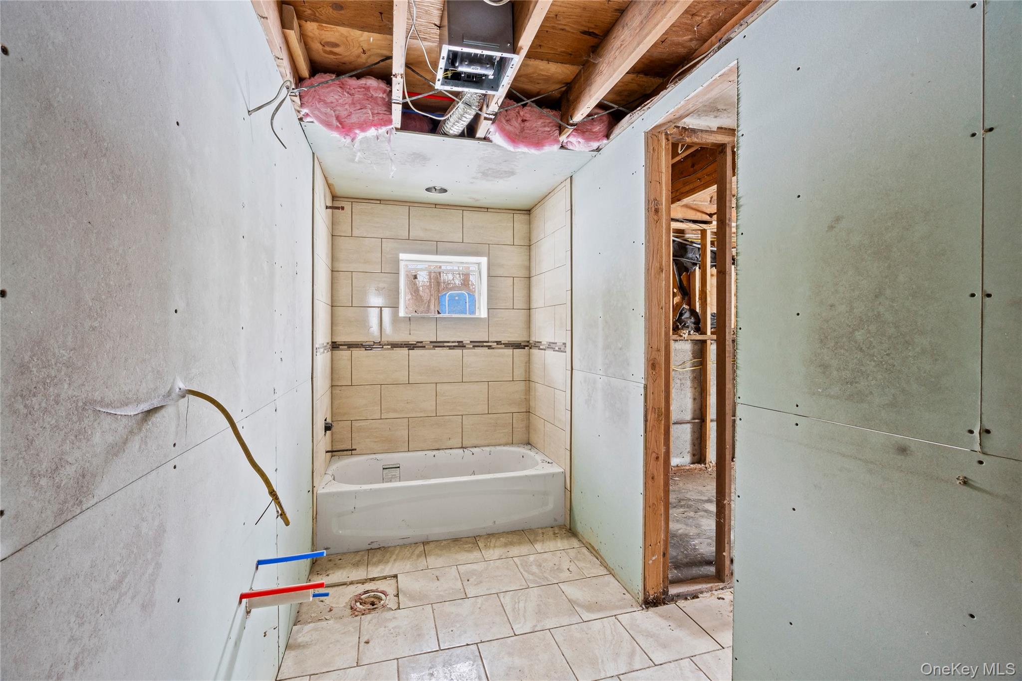 #20 photo, 31 Valentine Road, Shoreham , NY 11786