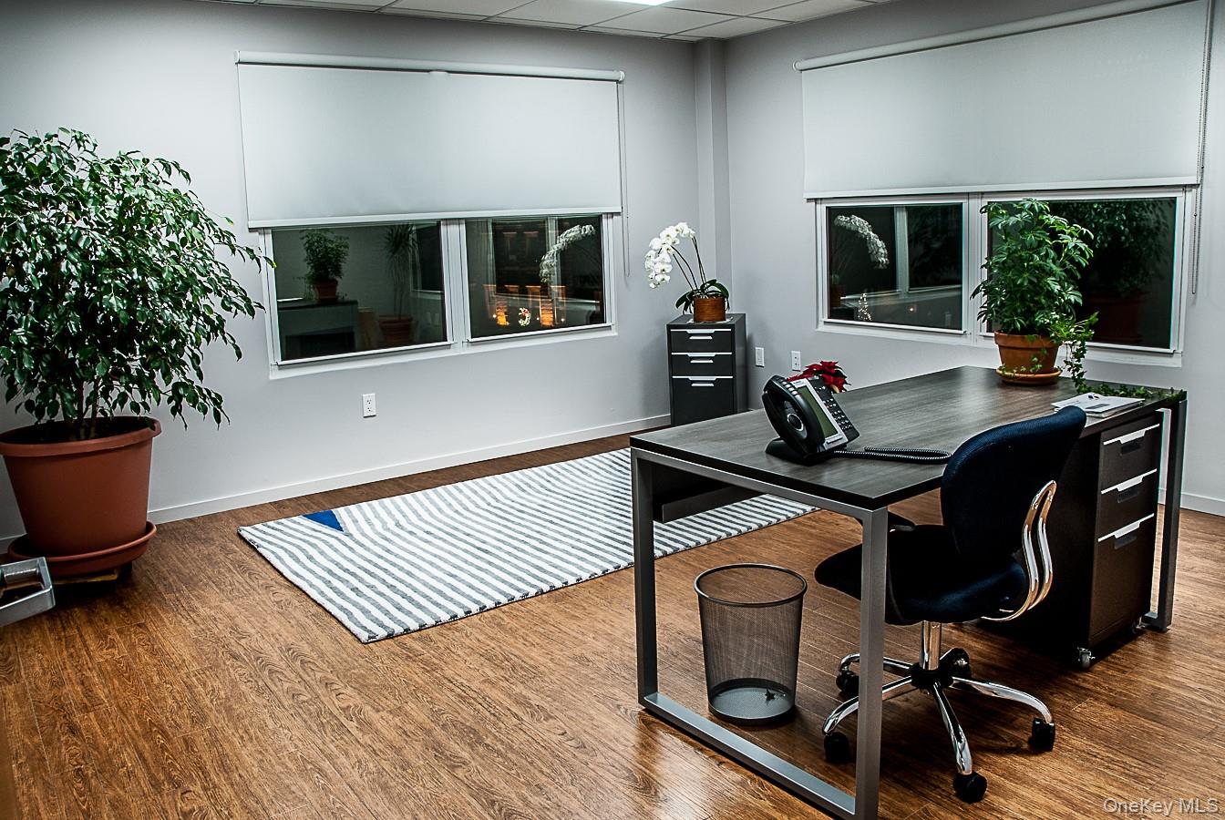 #10 photo, 30 W Main Street, Riverhead , NY 11901