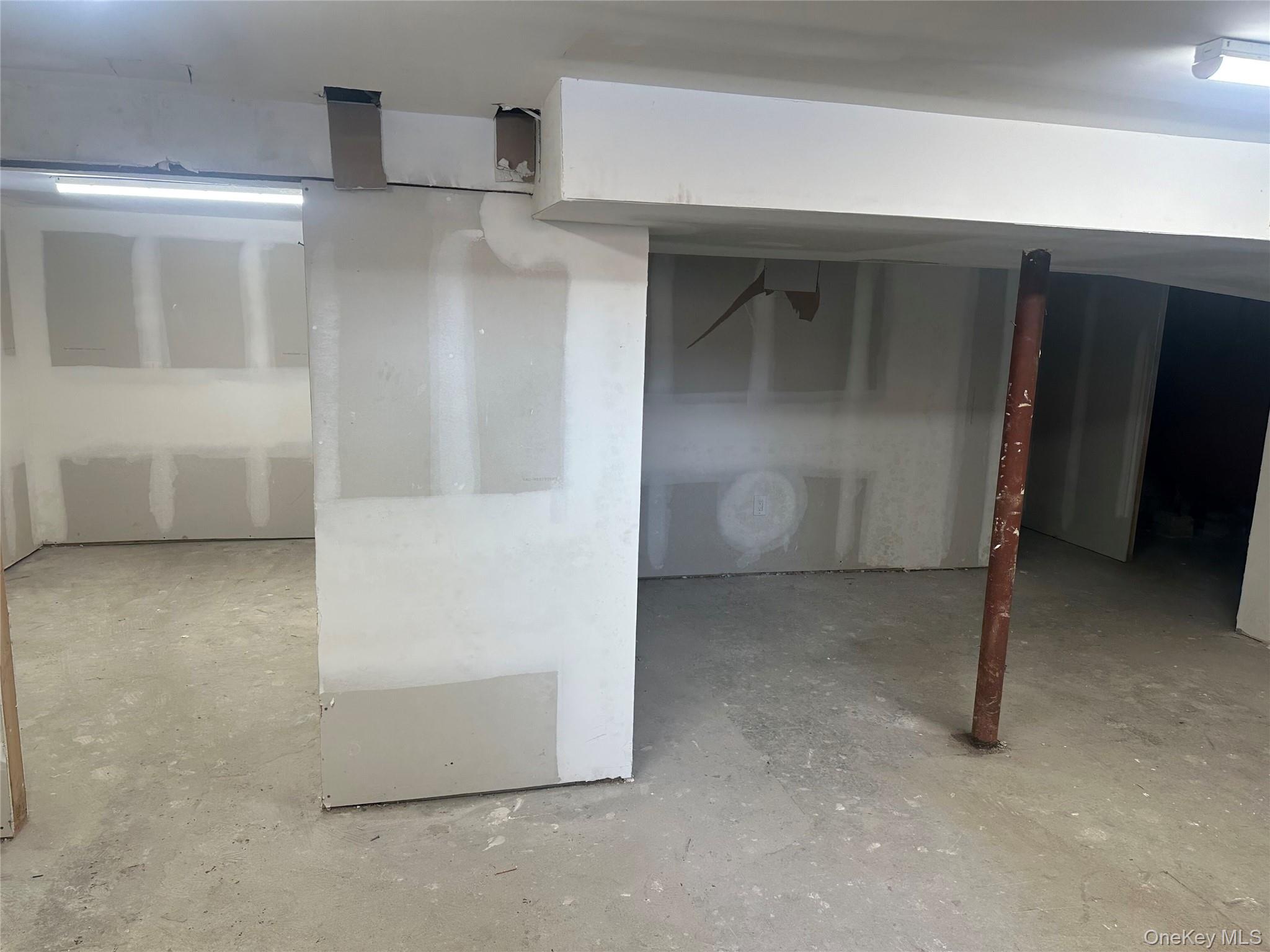 #11 photo, 23 Hemlock Street, Wyandanch , NY 11798