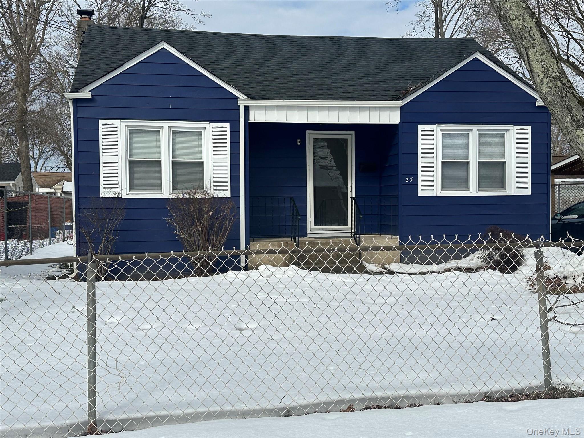 #3 photo, 23 Hemlock Street, Wyandanch , NY 11798