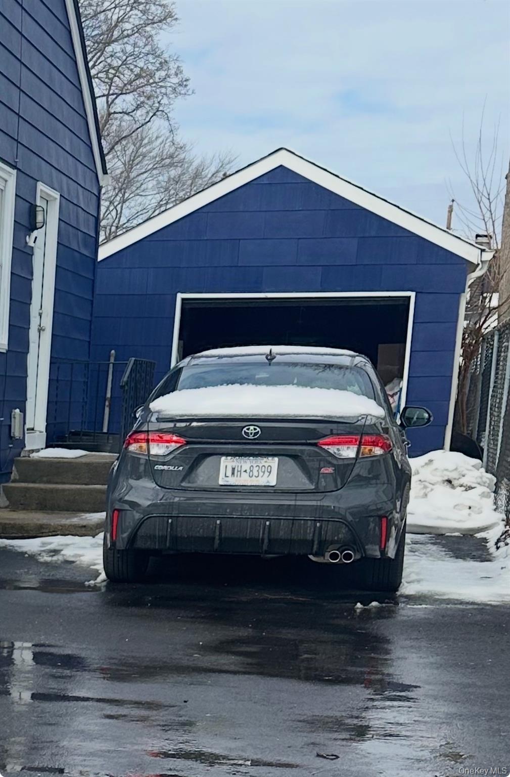 #7 photo, 23 Hemlock Street, Wyandanch , NY 11798