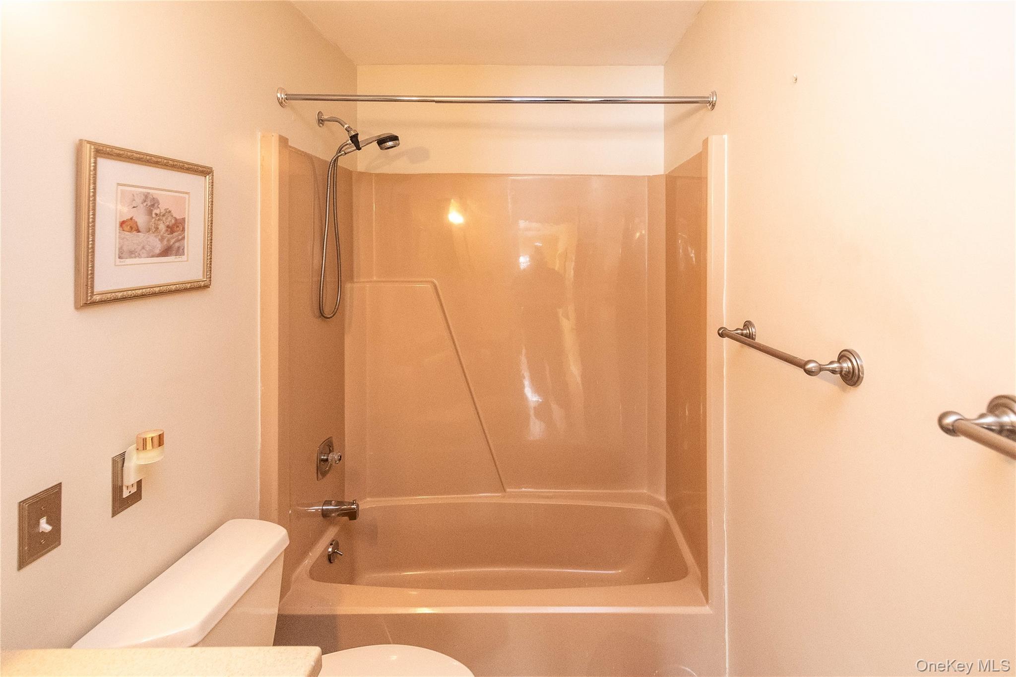 #17 photo, 113 Village Road, Yorktown Heights , NY 10598