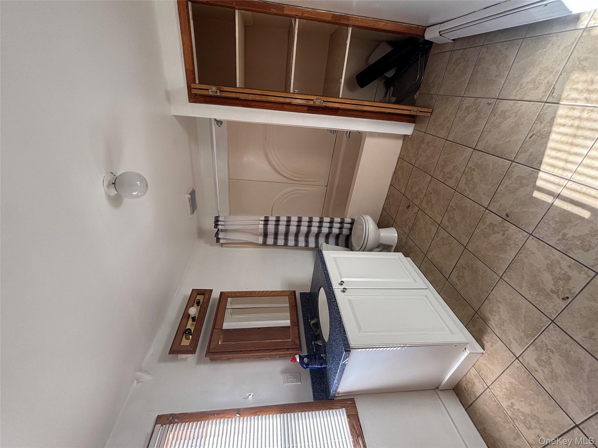 #2 photo, 84 Albany Street, Poughkeepsie , NY 12601