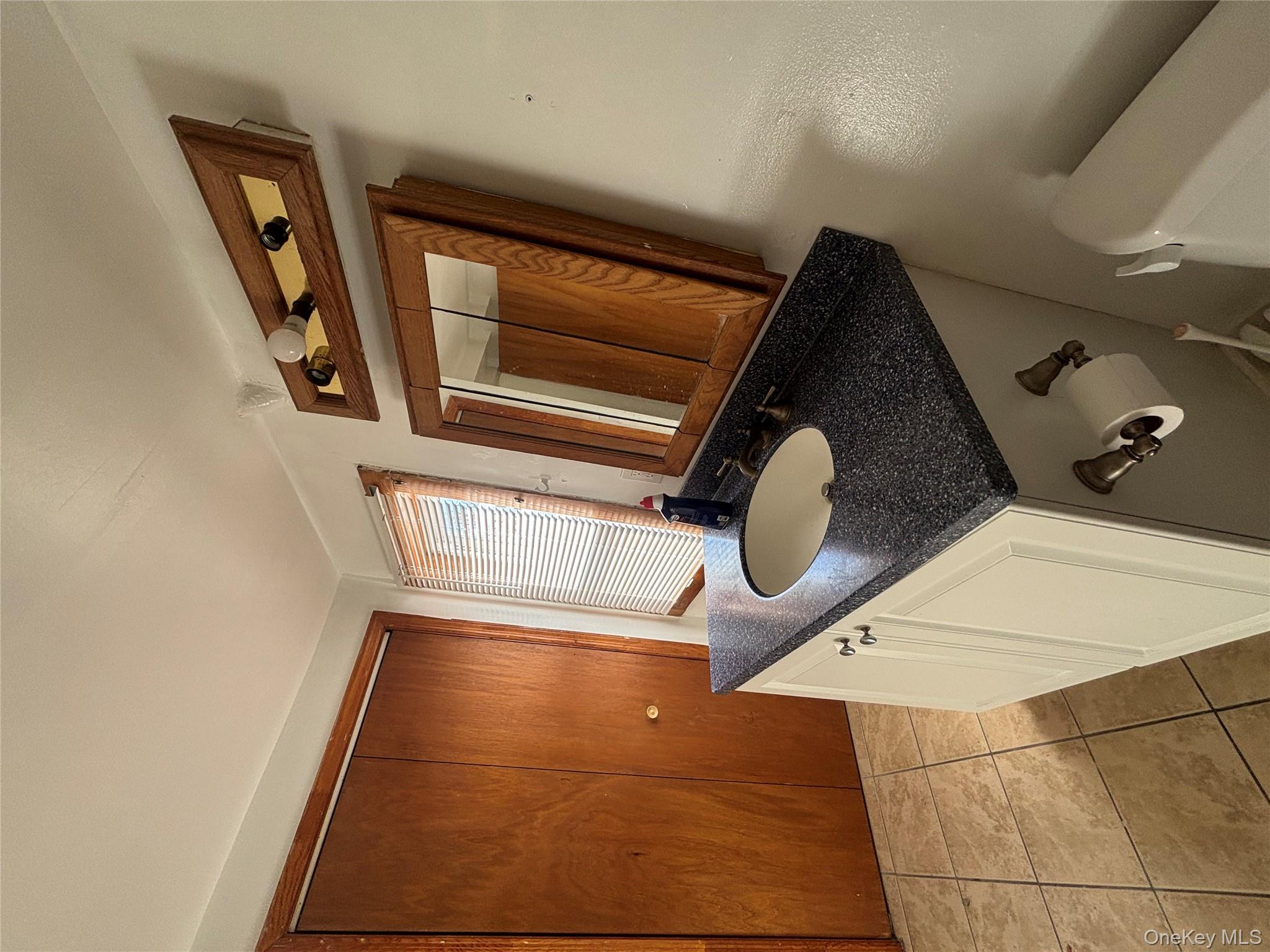 #3 photo, 84 Albany Street, Poughkeepsie , NY 12601